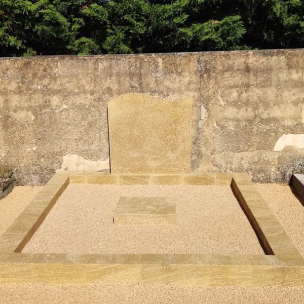 concevoir, restaurer et entretenir des monuments en pierre
